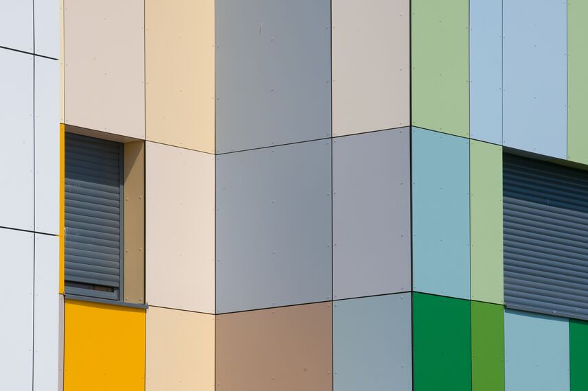 ConceptDoor 50 Двері, BriseSoleil 100 Сонячне затінення і XS 50 Вікна - Boarding school Lycée Agricole LAVAL (boarding school) Знаходиться вFrance