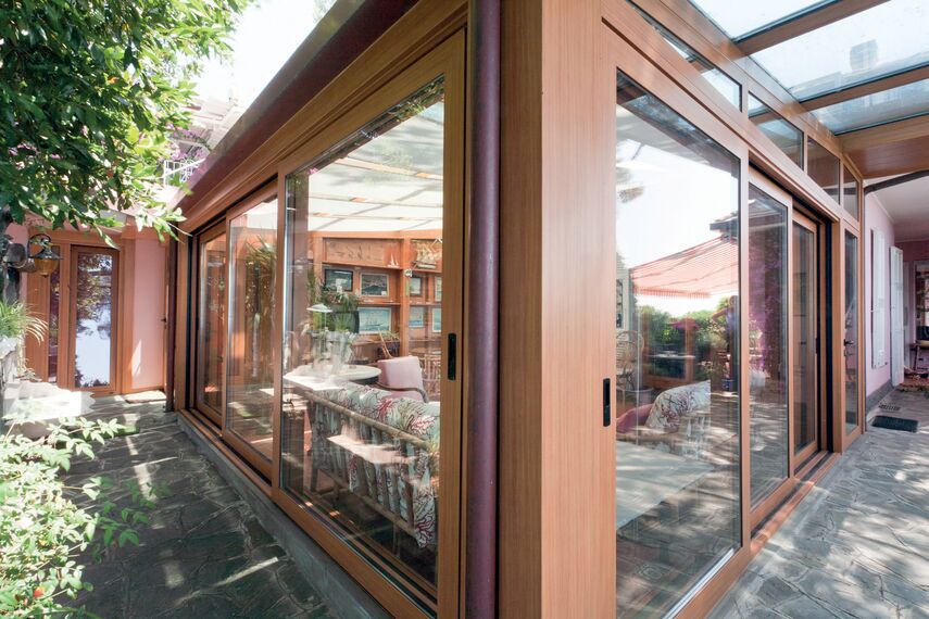 ConceptWall 60 Фасади і ConceptRoof 120 Зимові сади - Conservatory Conservatory Lavagna Знаходиться в Vigolzone, Italy