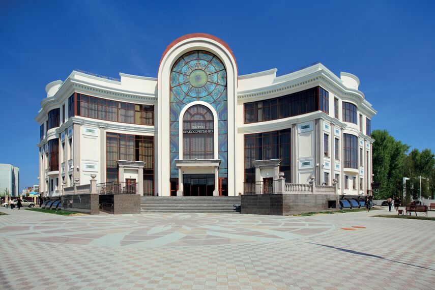 ConceptSystem 77 Вікна, ConceptWall 50 Фасади і ConceptSystem 77 Двері - Community centre Community Palace Tumen Знаходиться в Tumen, Russia