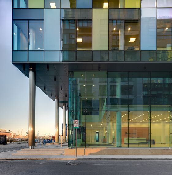 ConceptWall 60 Фасади - Office building Sir John Rogerson's Quay Знаходиться в Dublin, Ireland