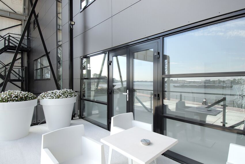 ConceptSystem 68 Двері, CS 38-SL Скасовані системи, ConceptWall 50 Фасади, CS 38-SL Скасовані системи і ConceptSystem 68 Вікна - Office building De Drie Rivieren Знаходиться в Ridderkerk, The Netherlands