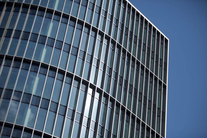 ConceptWall 50 Фасади, Vision 50 Двері, ConceptSystem 68 Вікна, ConceptWall 60 Фасади і ConceptSystem 68 Двері - Office building Eleven Brindleyplace Знаходиться в Birmingham, United Kingdom