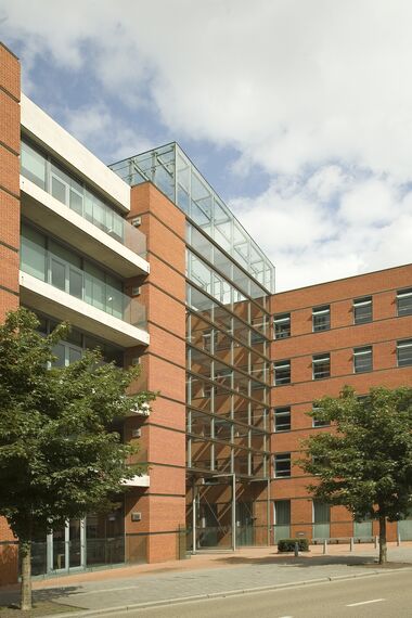 College/University Flemish Administrative Centre Знаходиться в Hasselt, Belgium