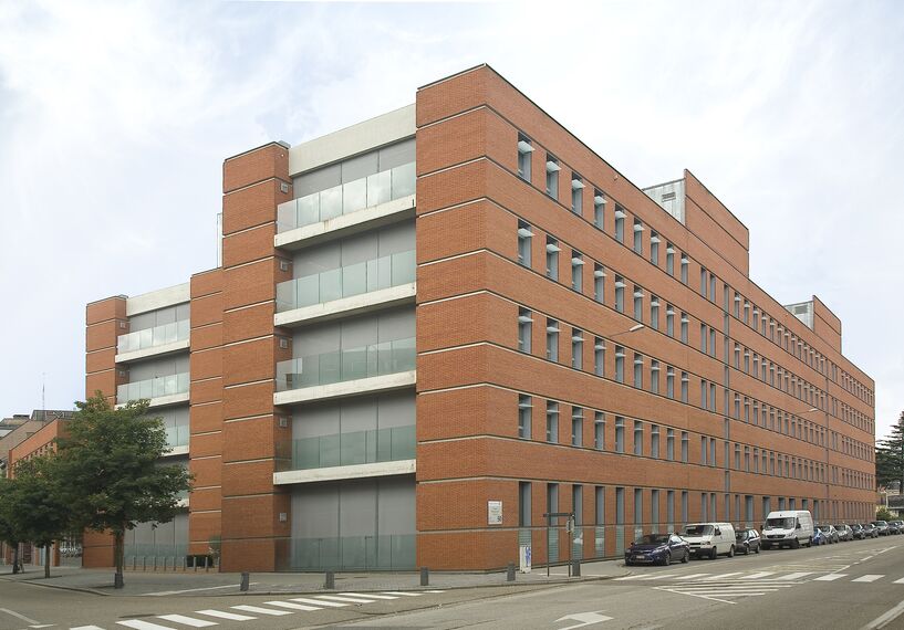 College/University Flemish Administrative Centre Знаходиться в Hasselt, Belgium