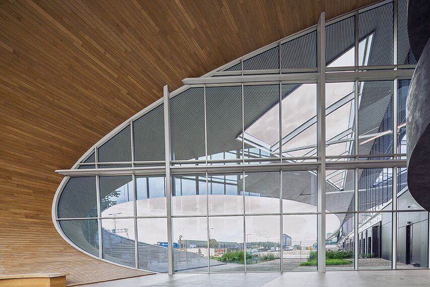 ConceptFolding 77 Розсувні та Розкладні системи і ConceptWall 50 Фасади - DC New Logic III Знаходиться в Tilburg, The Netherlands