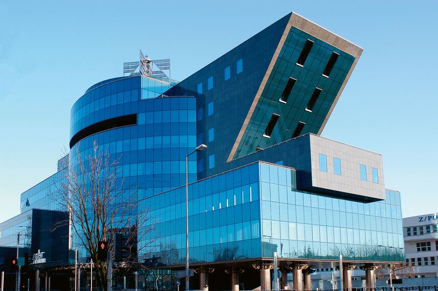 ConceptWall 50 Фасади - Business center Zepter Business Centre Знаходиться в Warsaw, Poland