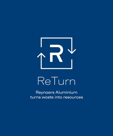 Логотип ReTurn на синьому фоні