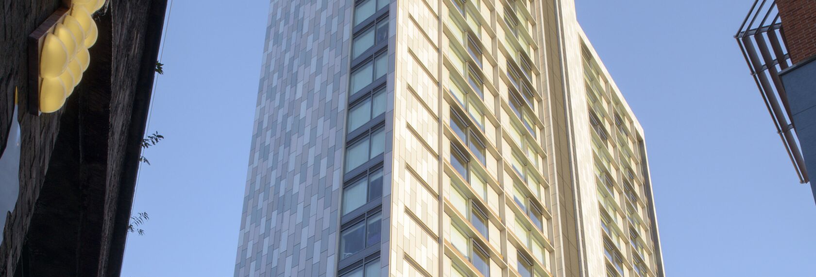 ConceptWall 50 Фасади, ConceptSystem 68 Вікна, Vision 50 Двері і ConceptWall 60 Фасади - Student Accomodation Знаходиться в Manchester, United Kingdom