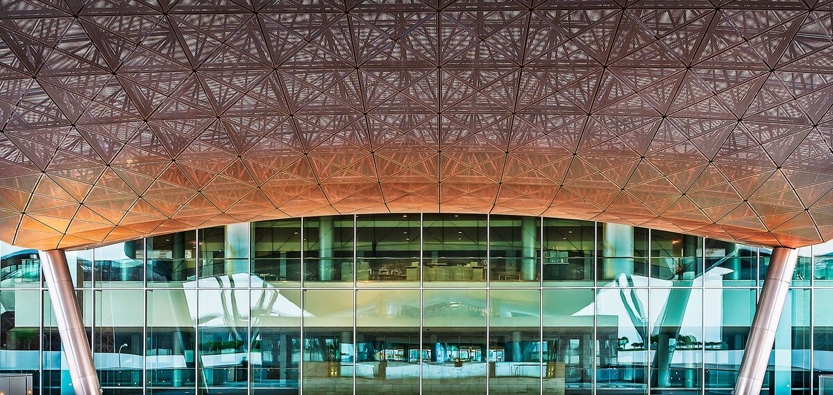 ConceptSystem 68 Вікна, ConceptSystem 59Pa Вікна і ConceptWall 50 Фасади - Congress center Qatar National Convention Centre Знаходиться в Doha, Qatar