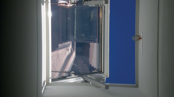 BriseSoleil 100 Сонячне затінення, ConceptWall 50 Фасади і ConceptRoof 120 Зимові сади - School Almancil Знаходиться в Almancil, Portugal