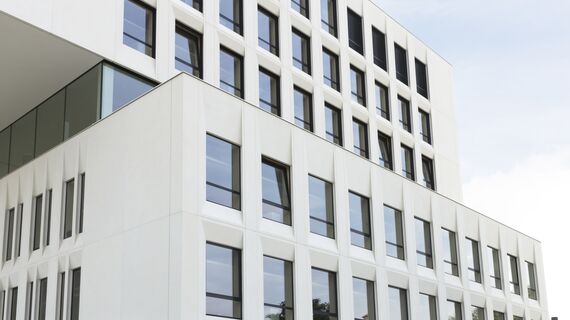 ConceptWall 50 Фасади і ConceptSystem 77 Вікна - College/University KULAB Знаходиться в Brugge, Belgium